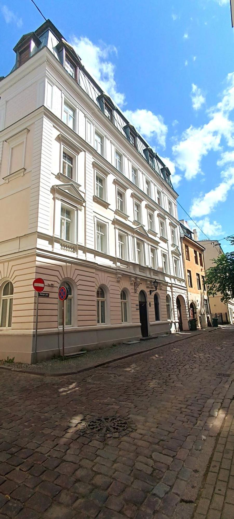 Old Town 2 Bedroom Apartment Near Dome Square & Scenic Waterfront Рига Экстерьер фото